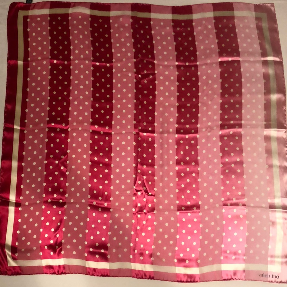 Valentino Scarf